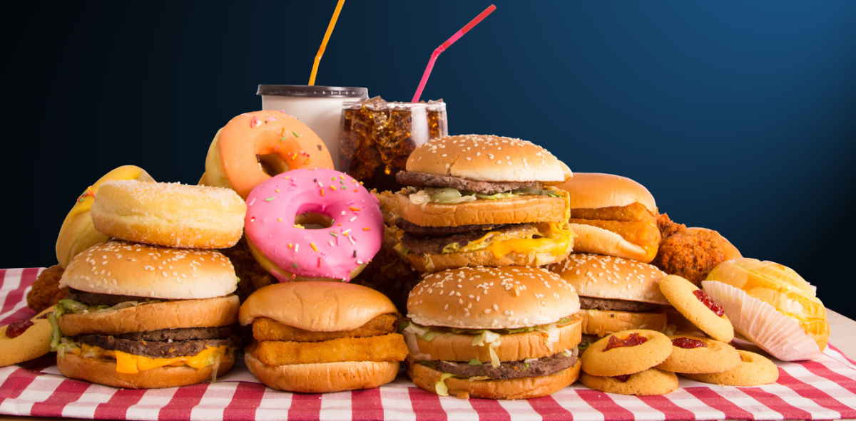 thức ăn nhanh như hamburger, donut, nước ngọt có mật độ calo rất cao gây béo phì