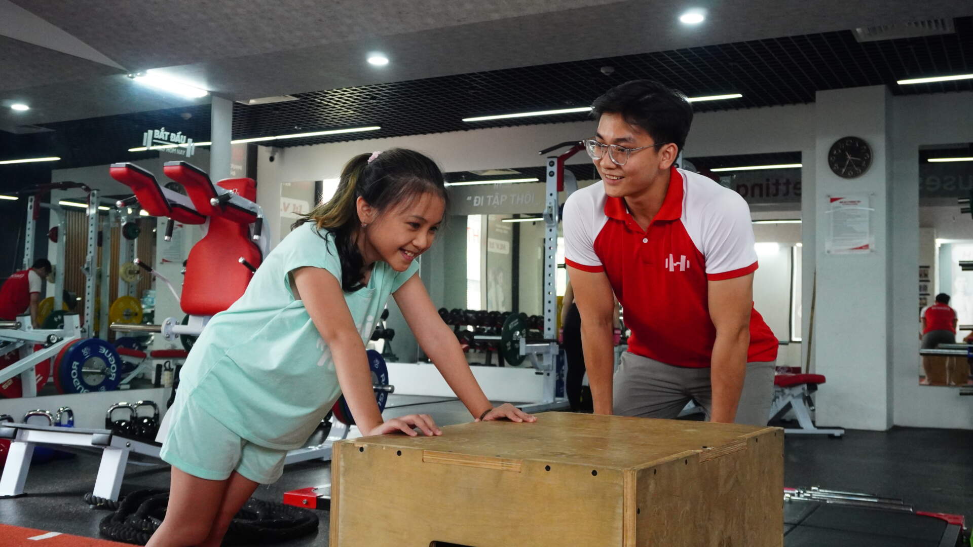 huấn luyện thể chất cho trẻ ht fitness