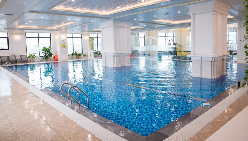Phòng gym có bể bơi tại Hà Nội