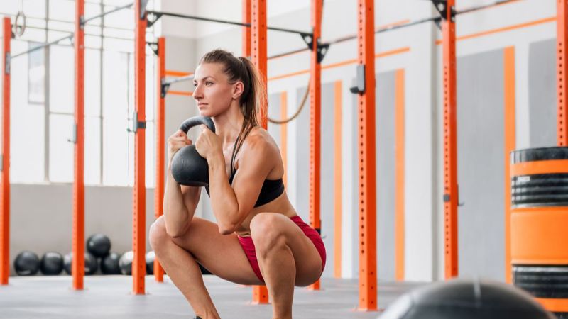 các bài tập cẳng tay với tạ đơn