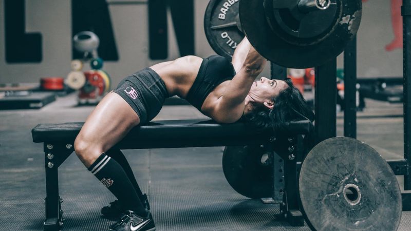 bài tập ngực cho nữ