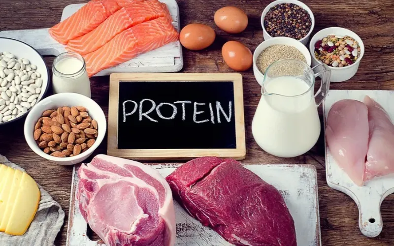 1 ngày cần bao nhiêu protein để tăng cơ