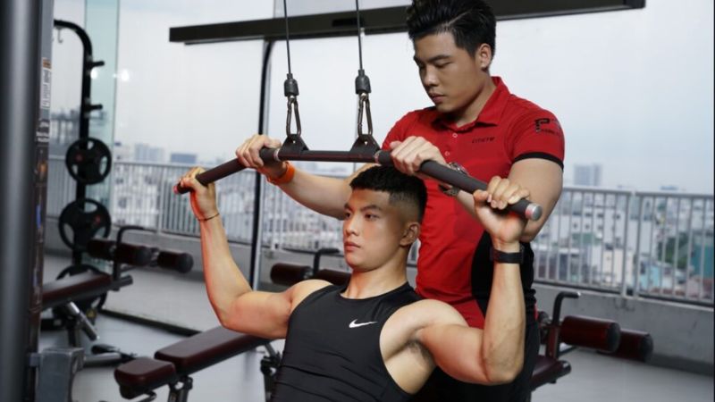 có nên thuê pt gym
