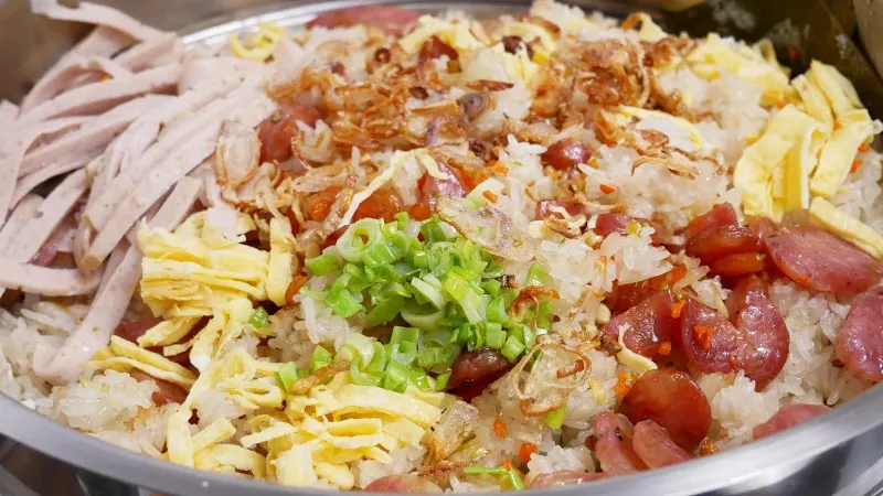 1 hộp xôi mặn bao nhiêu calo