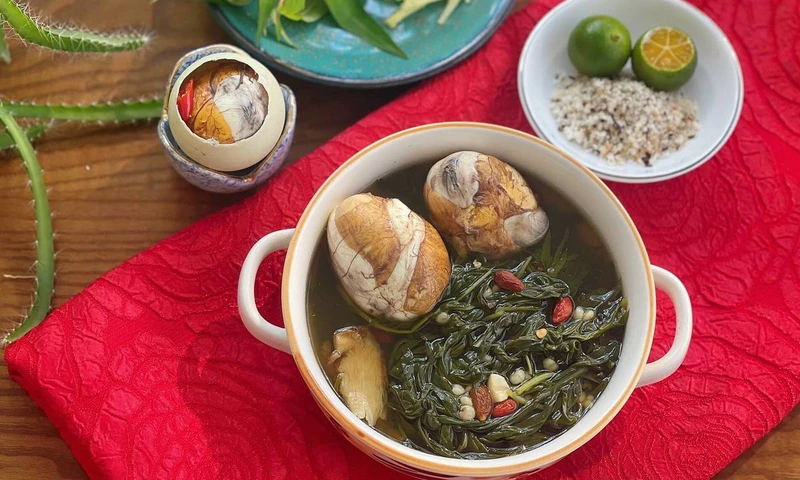 Tập gym có nên ăn trứng vịt lộn​ không