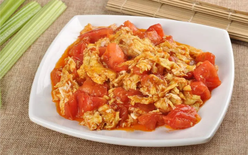 trứng xào cà chua bao nhiêu calo