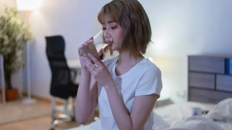 sáng uống gì để giảm mỡ bụng