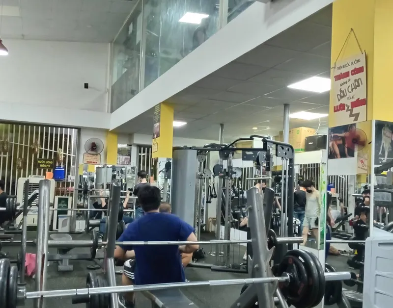 phòng gym phú nhuận