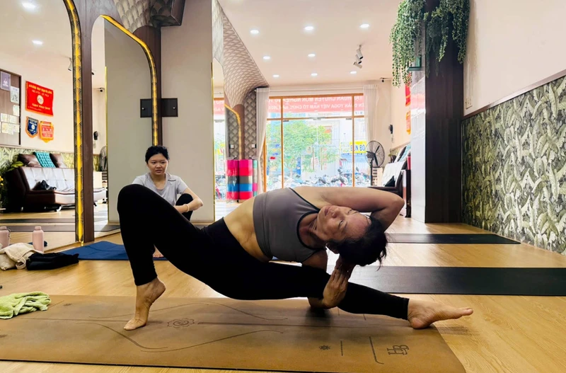 tập yoga giảm cân ở đâu tphcm