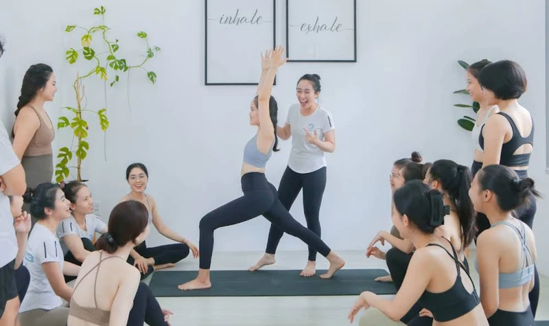 học yoga bay ở tphcm