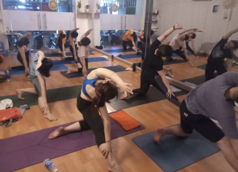 tập yoga giảm cân ở đâu tphcm
