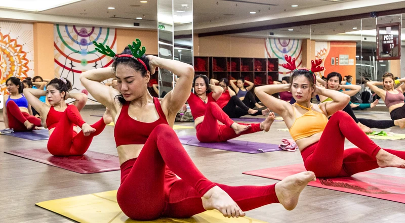 học yoga bay ở tphcm