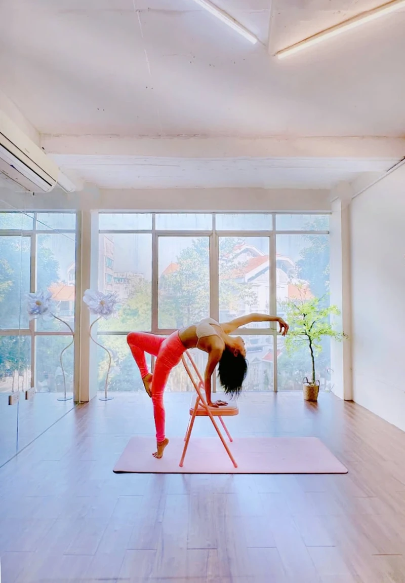 trung tâm yoga tại hà nội Joie Studio - Yoga & Aerial - 33 Trung Kính