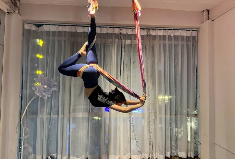 trung tâm yoga tại hà nội Joie Studio - Yoga & Aerial - 33 Trung Kính