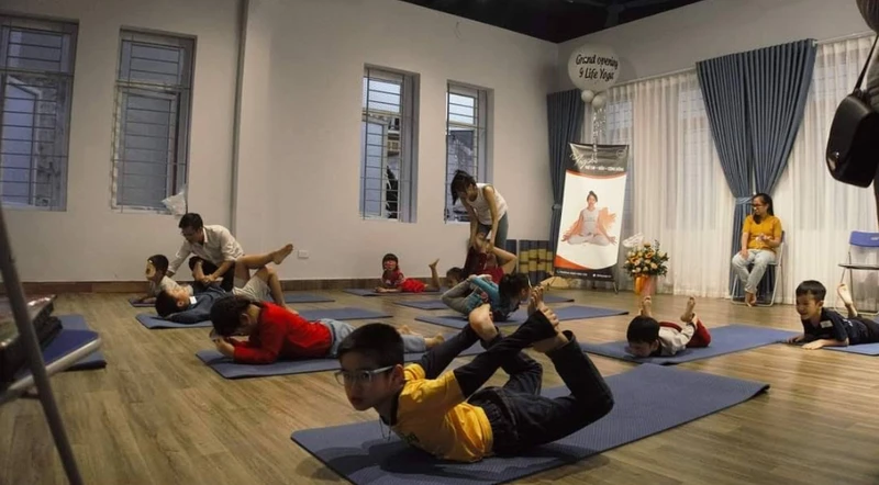 trung tâm yoga hà nội 9life Yoga Center