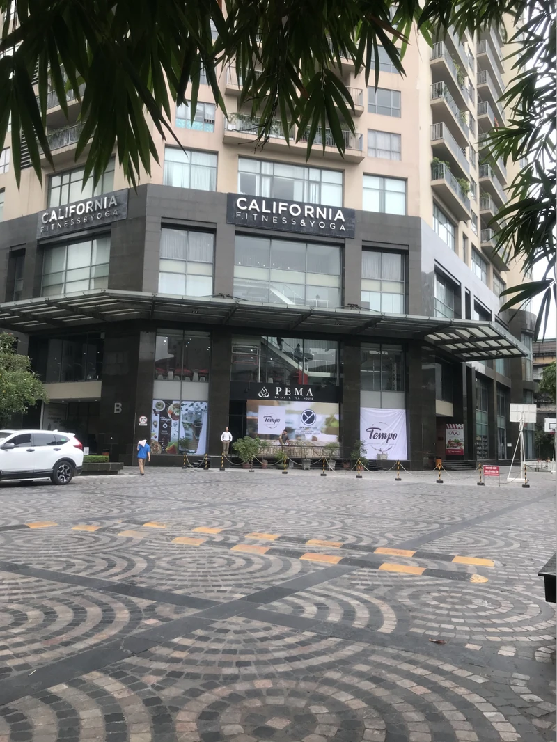 lớp học yoga đống đa California Fitness & Yoga Sky City