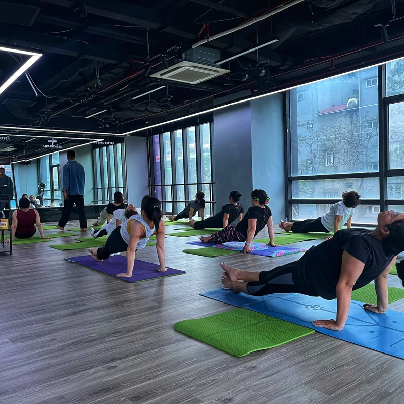 trung tâm yoga quận đống đa Lux Fitness & Yoga
