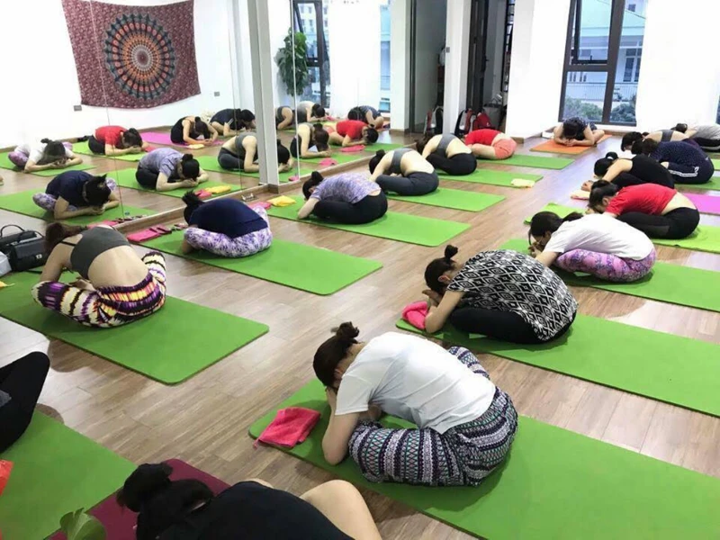 lớp tập yoga ở thanh xuân hà nội Sky Yoga & Dance