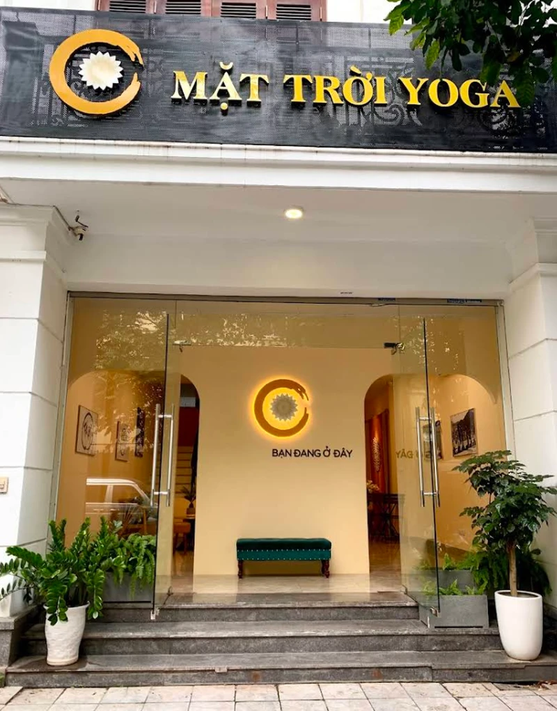 yoga thanh xuân hà nội Mặt Trời Yoga