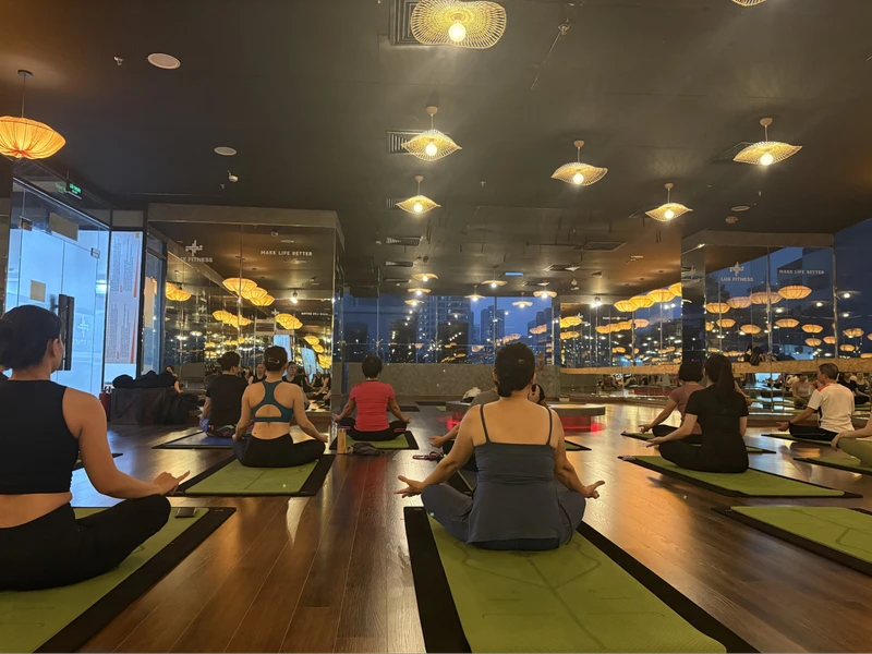 phòng tập Yoga thanh xuân hà nội Lux Fitness Yoga & Pool